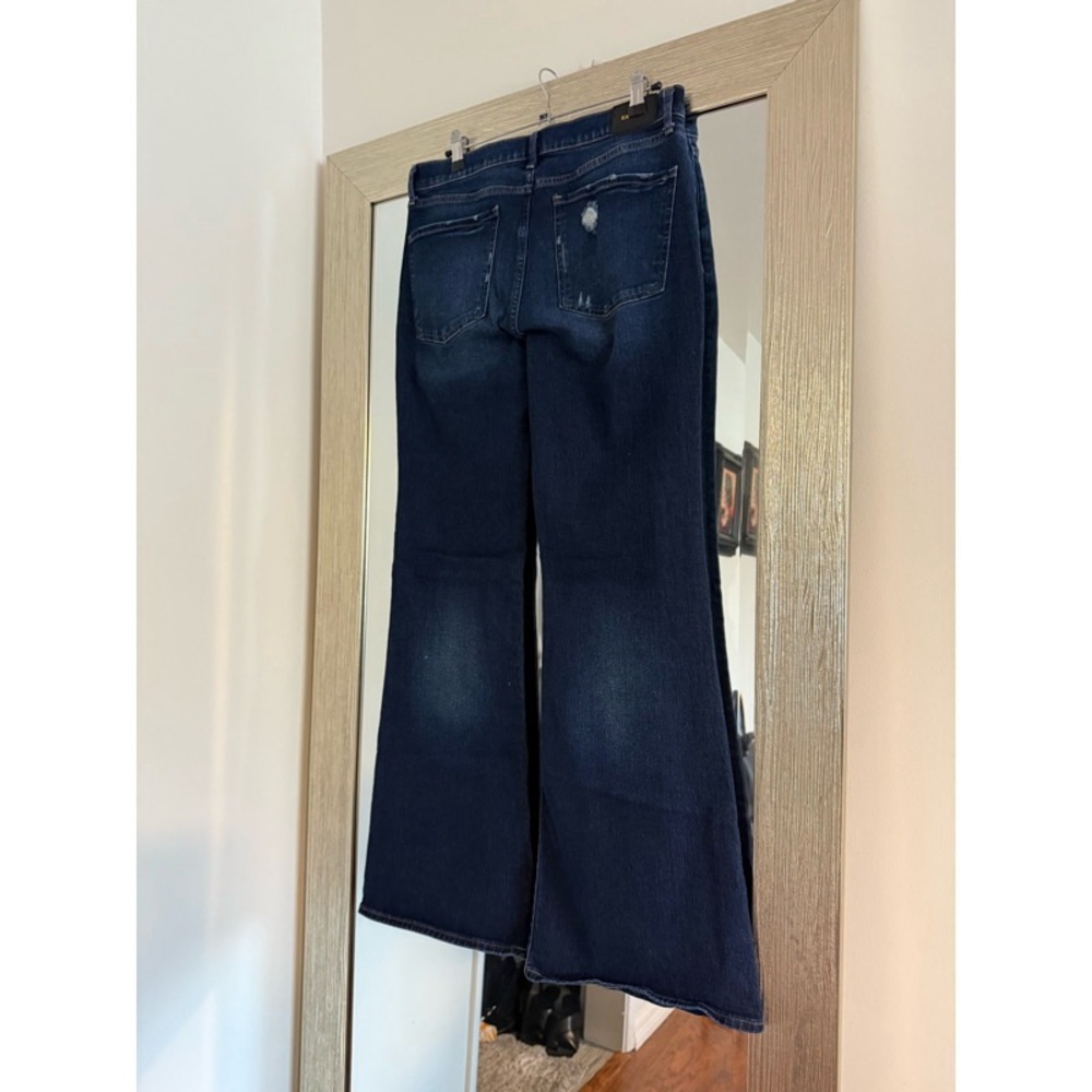 Express Mid Rise Flare Jeans - Picture 4 of 4